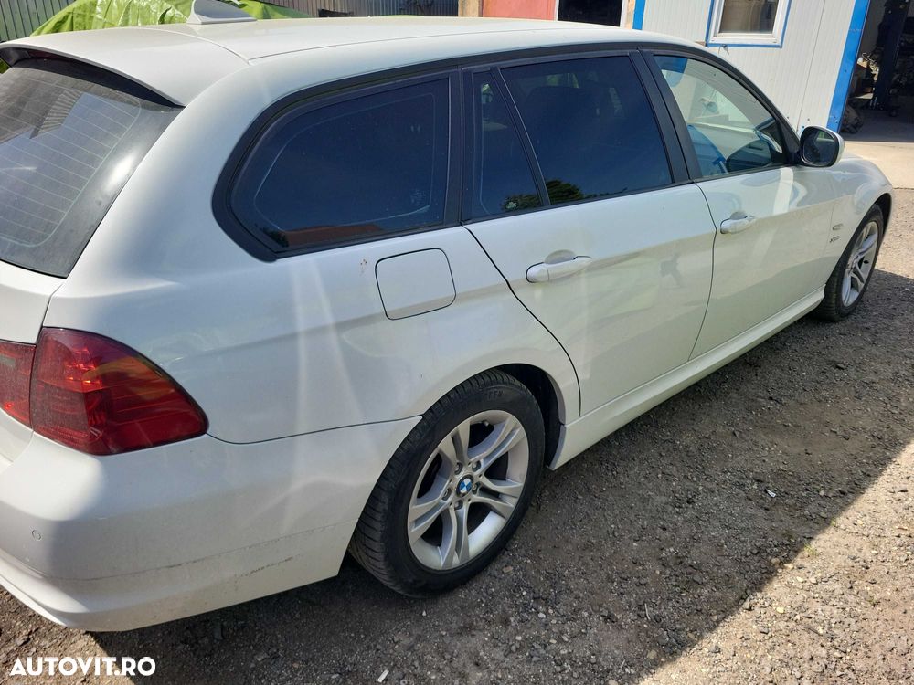 Dezmembrez bmw seria 3 e91 320d xdrive an 2010 177 cp cutie automata volan stanga - 7