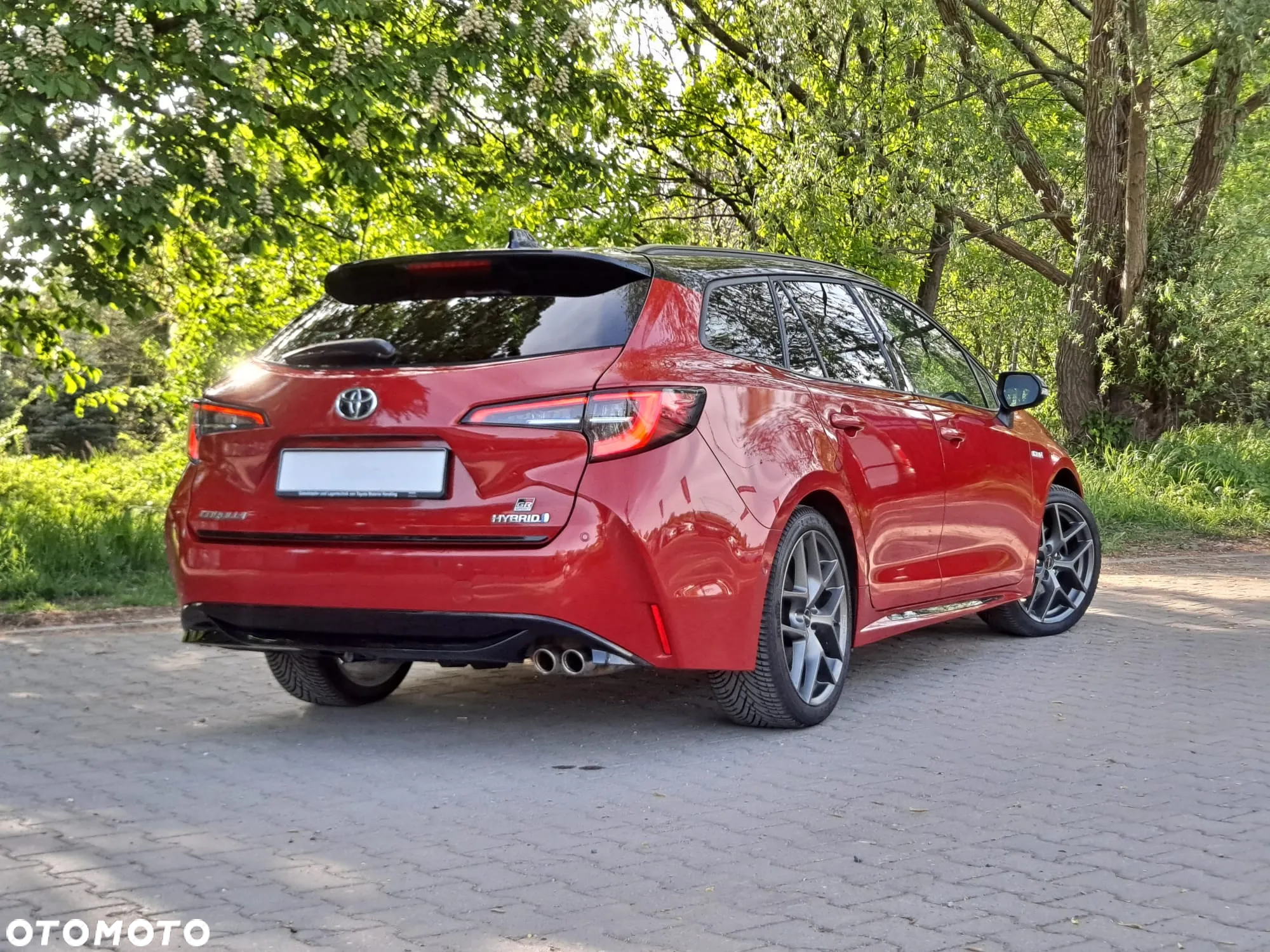 Toyota Corolla 2.0 Hybrid Touring Sports GR Sport Black Edition - 13
