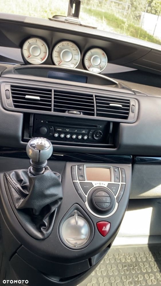 Citroën C8 - 16