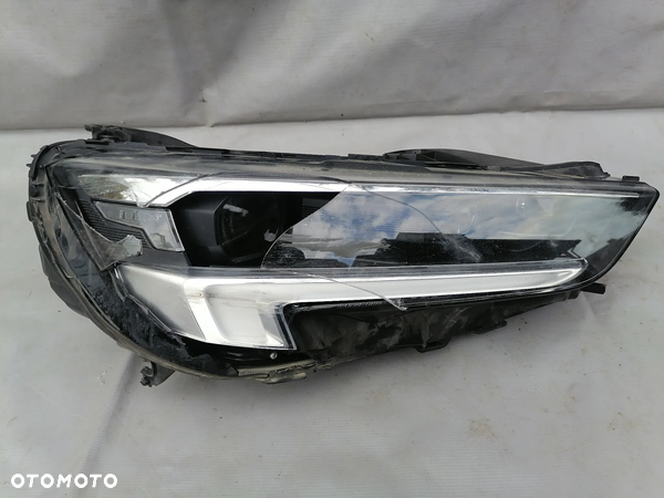 Lampa prawa prawy przód Opel Insignia B Lift Intelli Lux 39136836