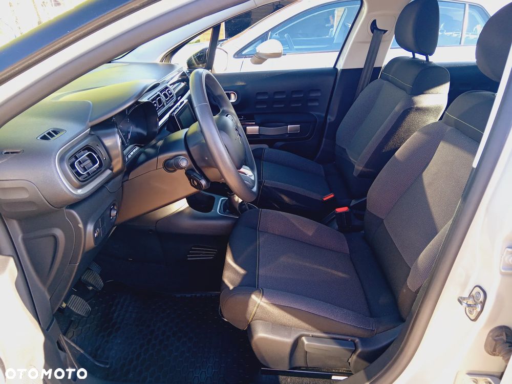 Citroën C3 1.2 PureTech Shine - 29