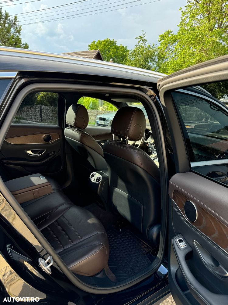 Mercedes-Benz GLC 250 4MATIC 9G-TRONIC Exclusive - 9