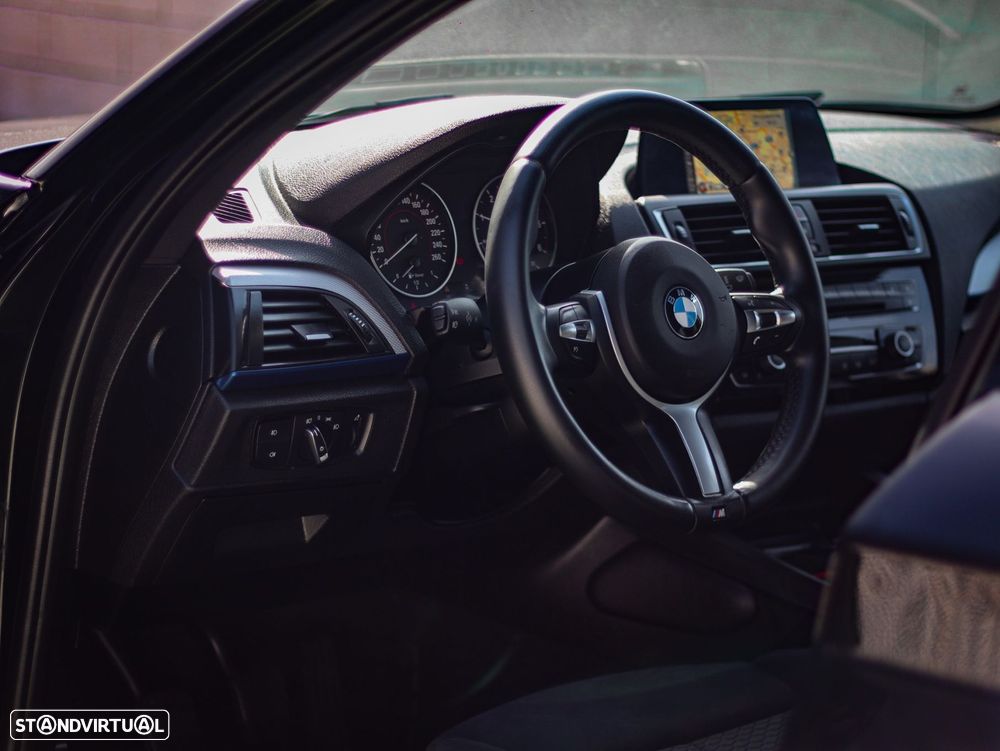 BMW 116 d Pack M - 17