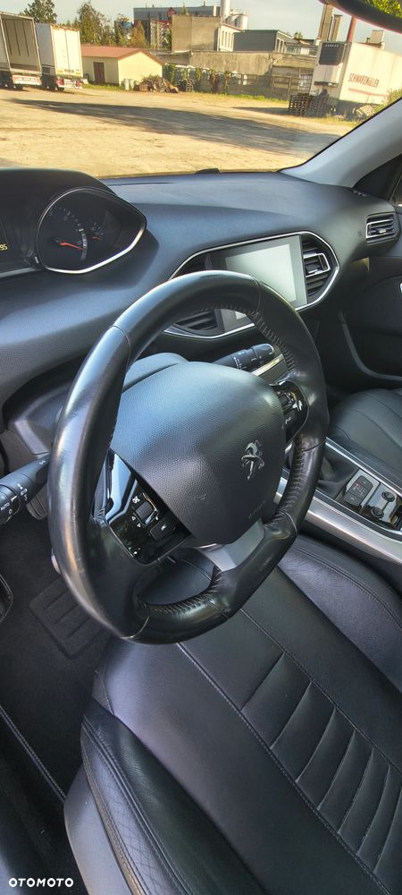 Peugeot 308 BlueHDi 150 EAT6 Stop & Start Allure - 7