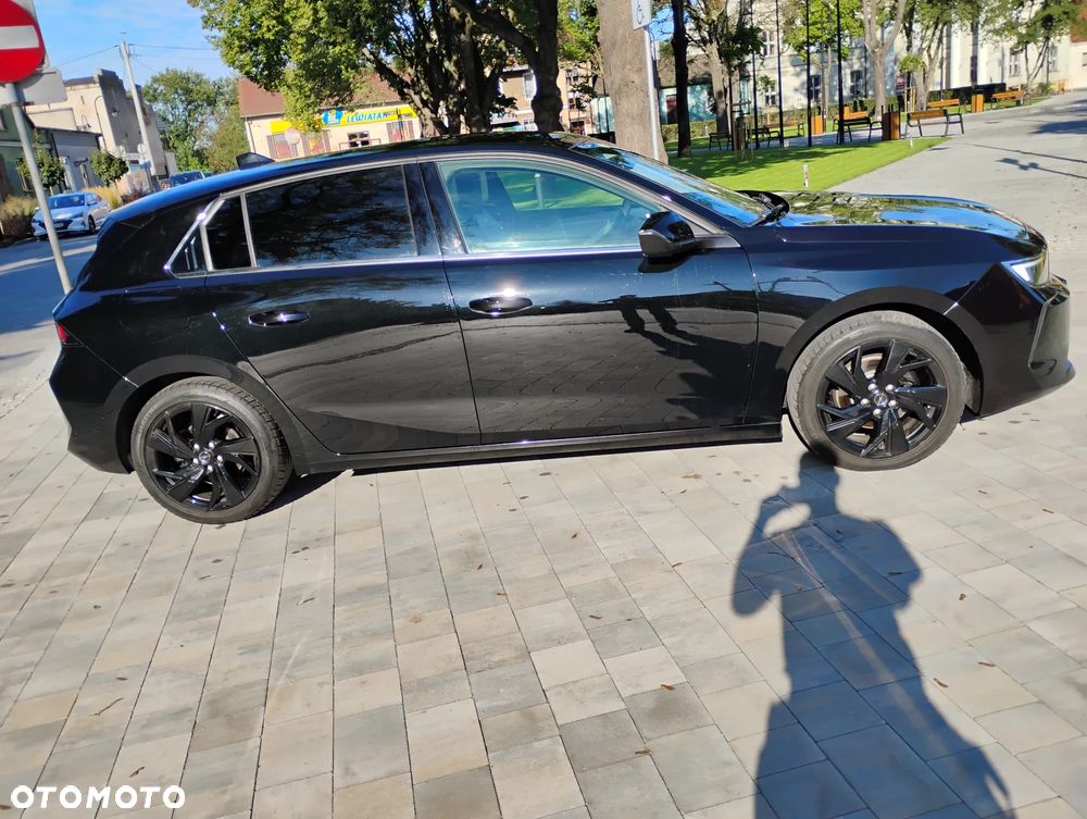 Opel Astra 1.2 Turbo Start/Stop Business Edition - 4