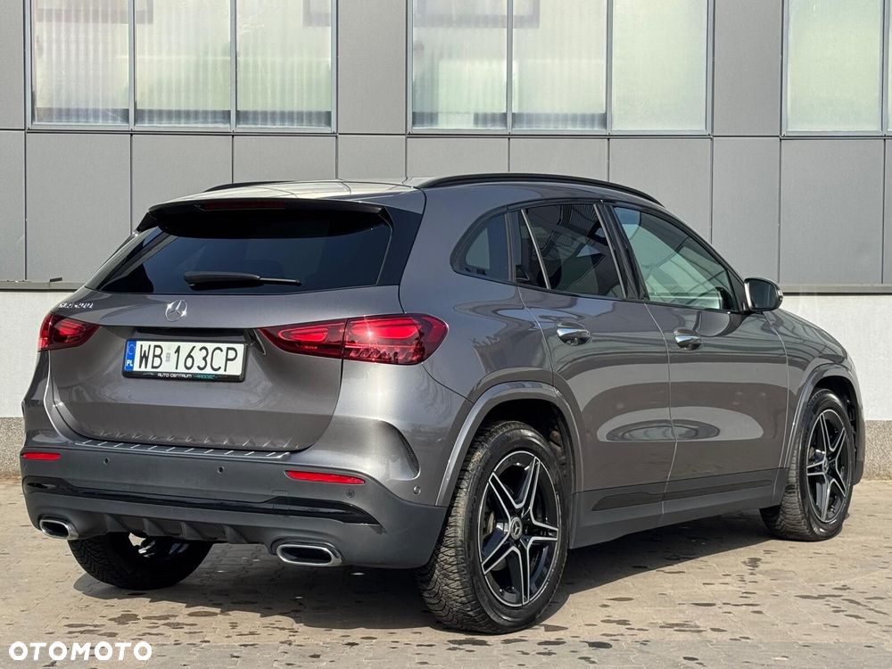 Mercedes-Benz GLA 200 AMG Line - 7