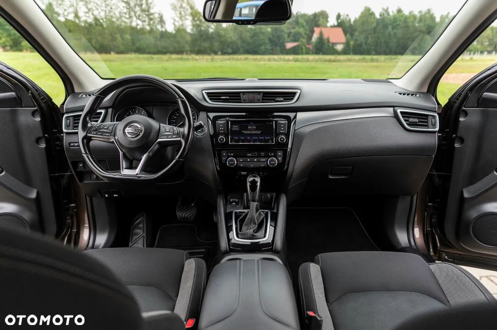 Nissan Qashqai 1.3 DIG-T DCT N-WAY - 21