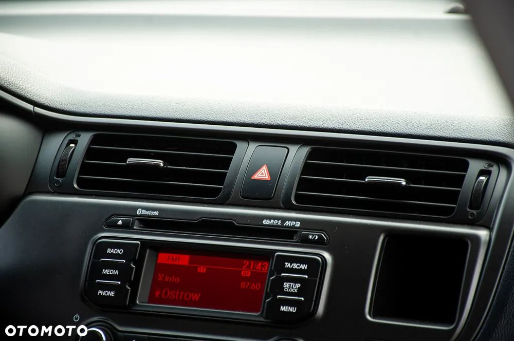 Kia Rio - 19