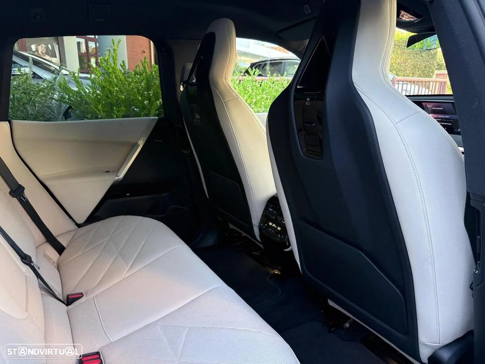 BMW iX xDrive 50 Pack Desportivo - 58