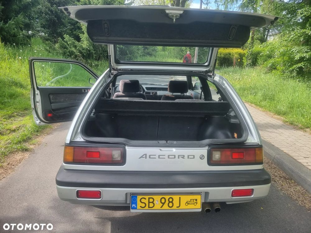 Honda Accord 2.0i EX - 13