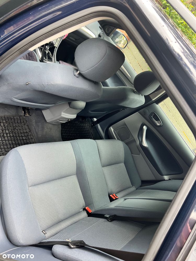Ford Mondeo 2.0 TDCi Ambiente - 6