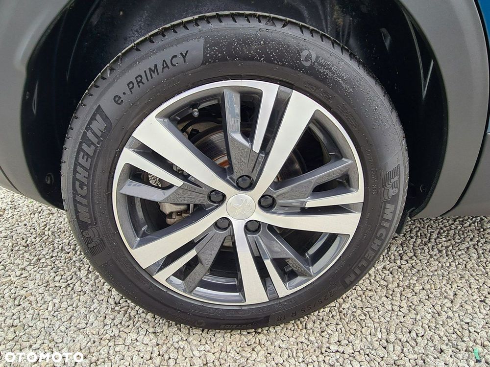 Peugeot 3008 1.2 PureTech Allure Pack S&S EAT8 - 40