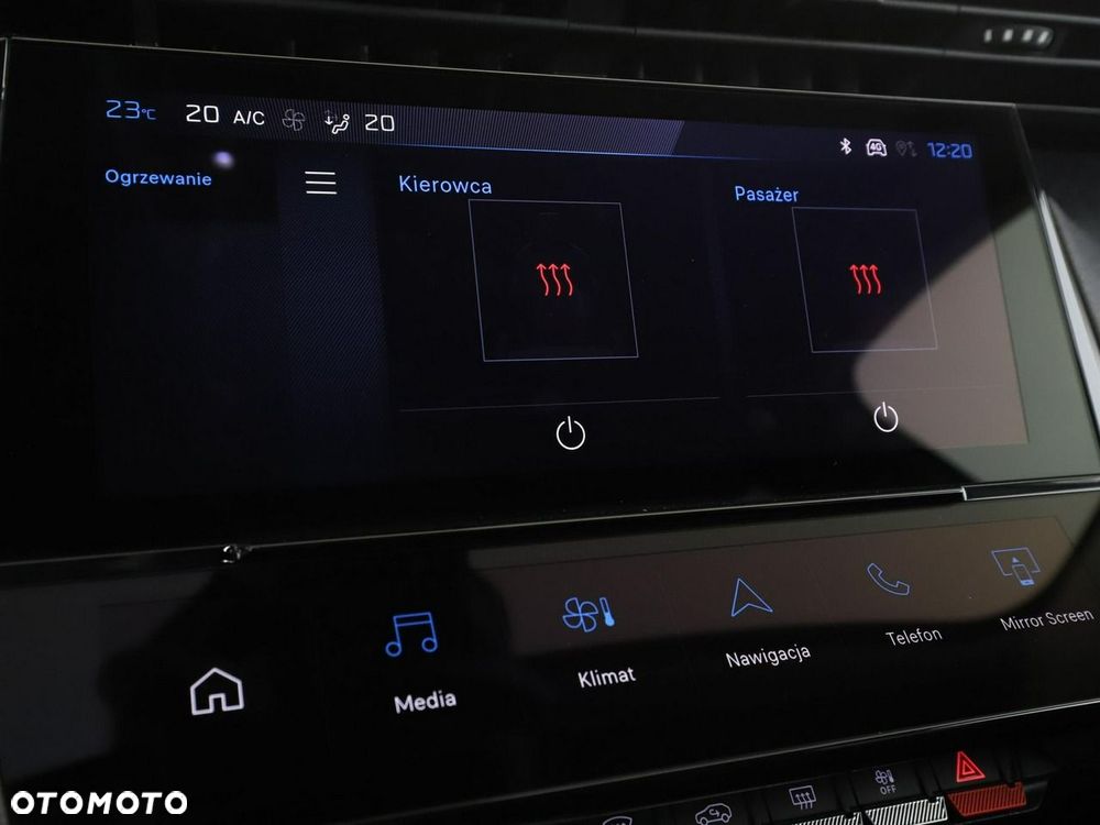 Peugeot 408 1.6 Plug-In Hybrid 180 Allure EAT8 - 28