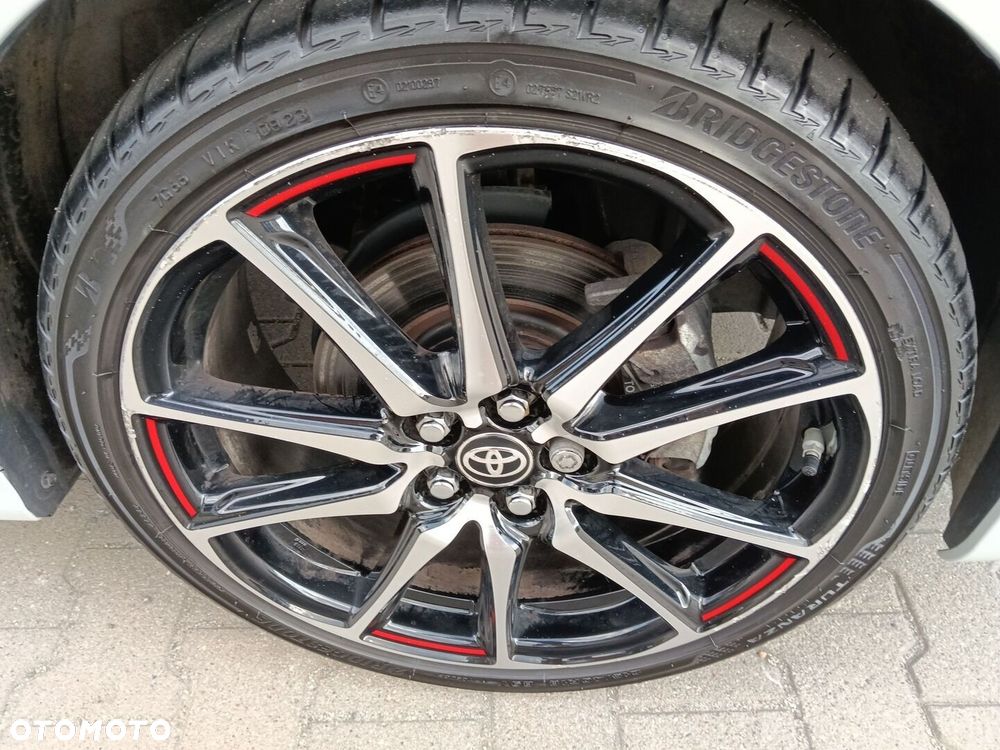 Toyota Yaris - 9