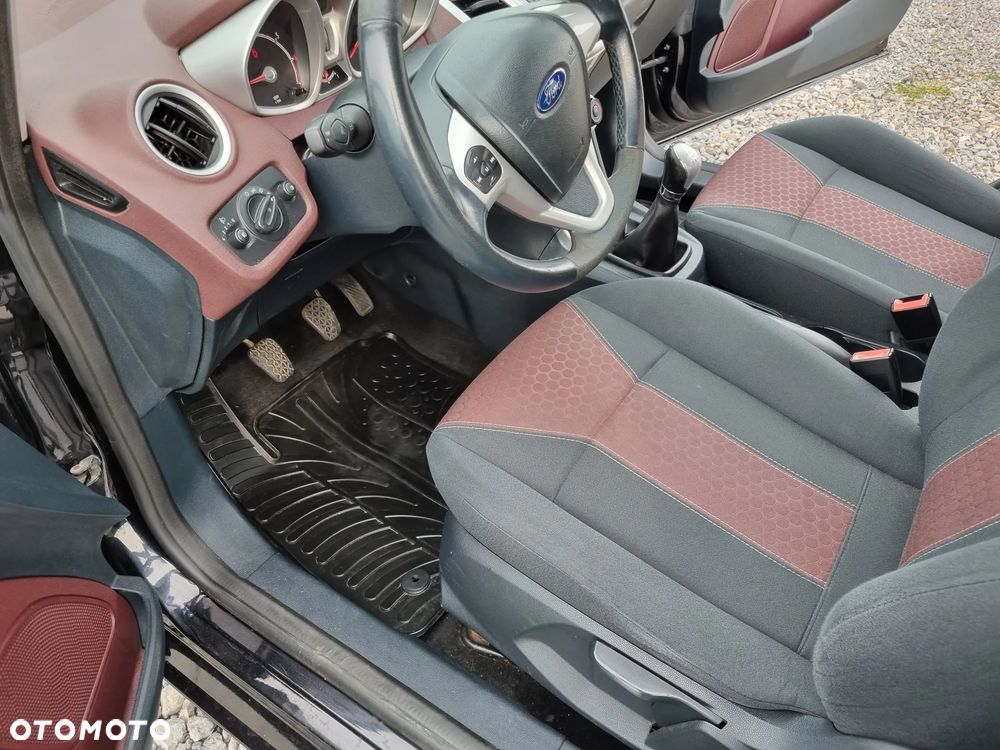 Ford Fiesta 1.25 Titanium - 11