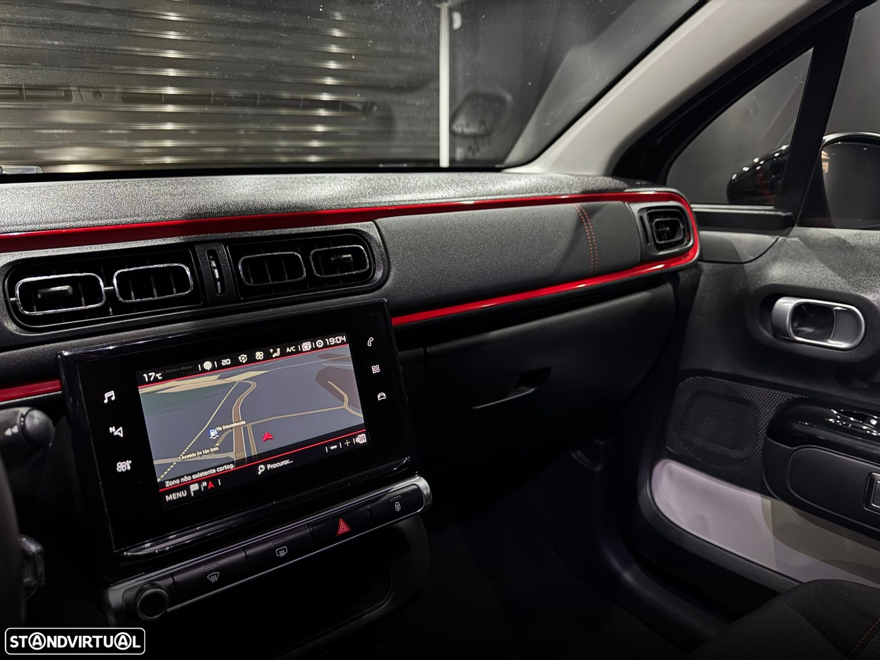Citroën C3 1.2 PureTech Shine - 20