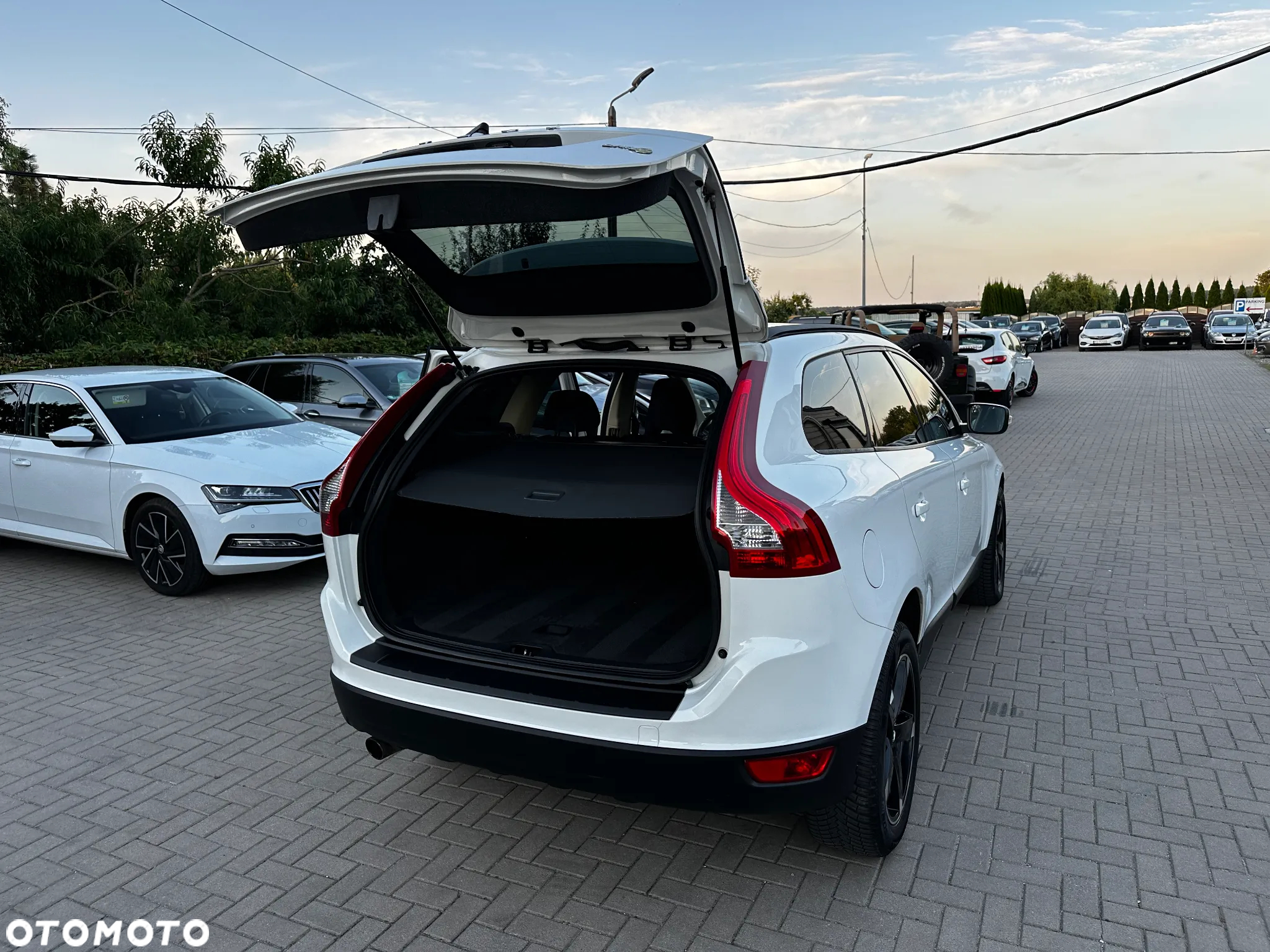 Volvo XC 60 - 25