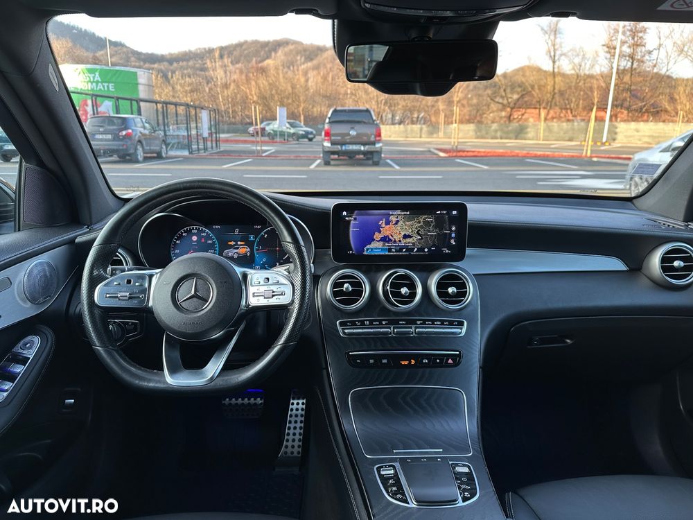 Mercedes-Benz GLC 220 d 4MATIC 9G-TRONIC AMG Line Plus - 11