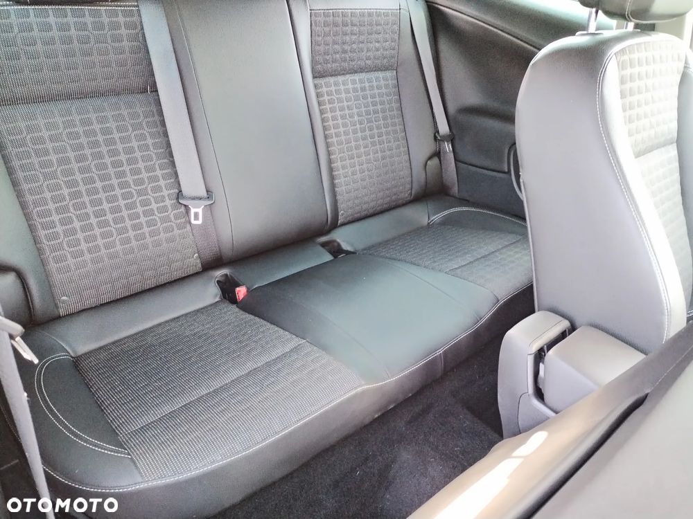 Opel Astra - 18