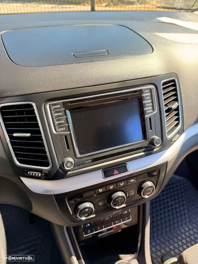 VW Sharan 2.0 TDI Blue Confortline - 10