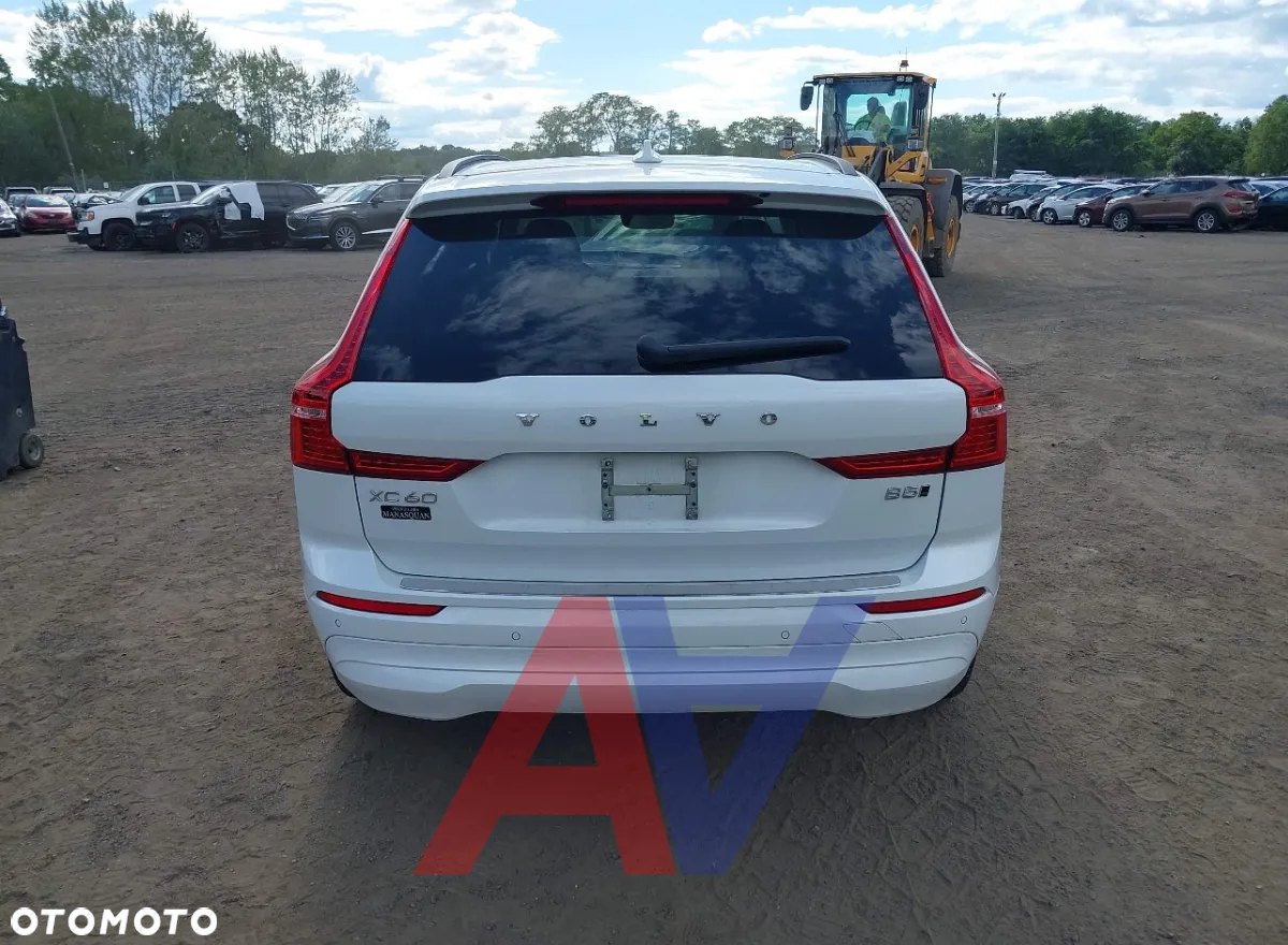 Volvo XC 60 B5 B AWD Geartronic Momentum Pro - 5