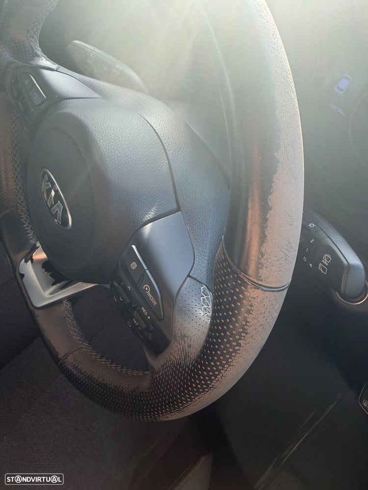 Kia Stonic 1.0 T-GDi EX - 17