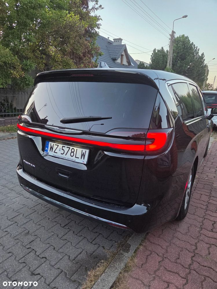 Chrysler Pacifica - 19