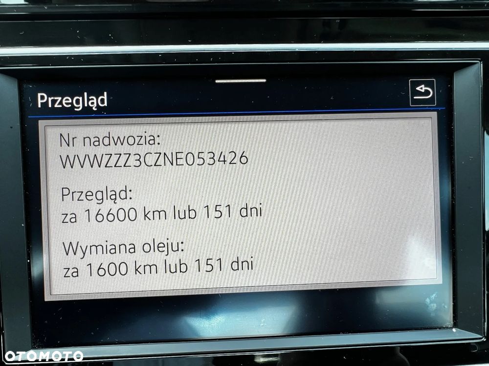 Volkswagen Passat - 18