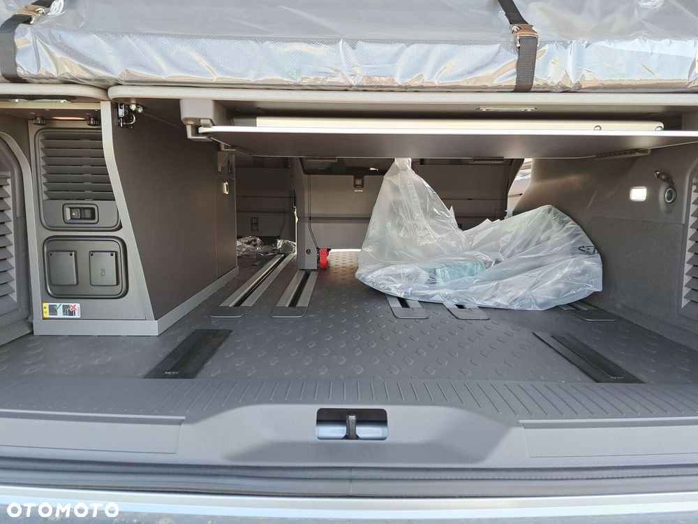 Volkswagen California - 38