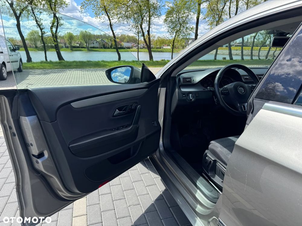 Volkswagen Passat CC - 14