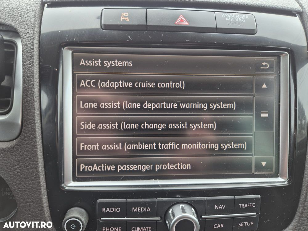 Volkswagen Touareg - 6