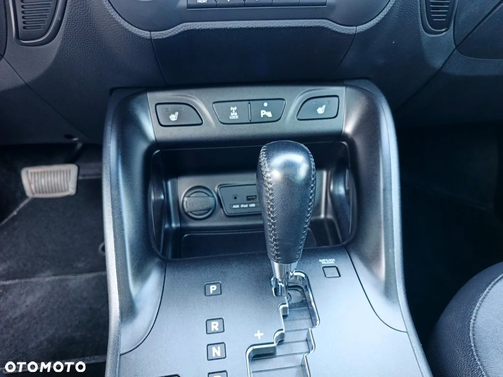 Hyundai ix35 2.0 CRDi 4WD Automatik Premium - 26