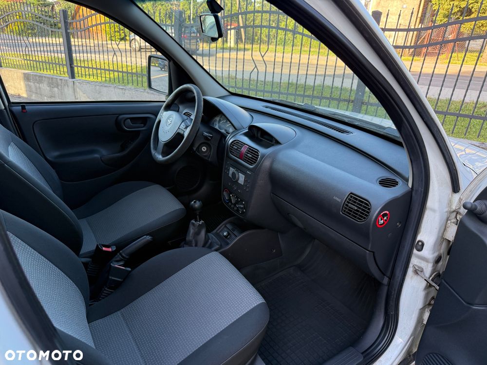 Opel Combo - 10