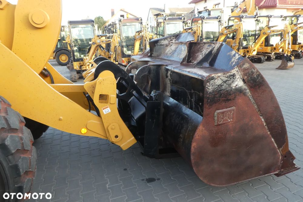 Caterpillar 938 M Z NIEMIEC ŁYZKA WIDŁY - 10