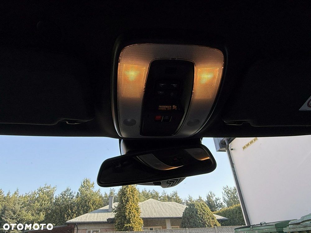 Volvo V60 D4 Momentum - 12