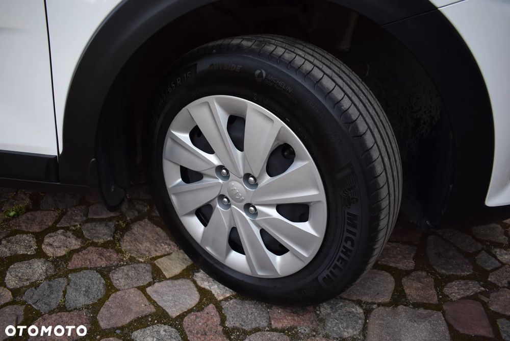 Kia Stonic - 20