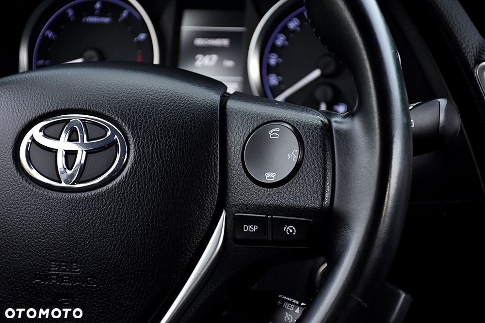Toyota Auris 1.6 Executive - 21