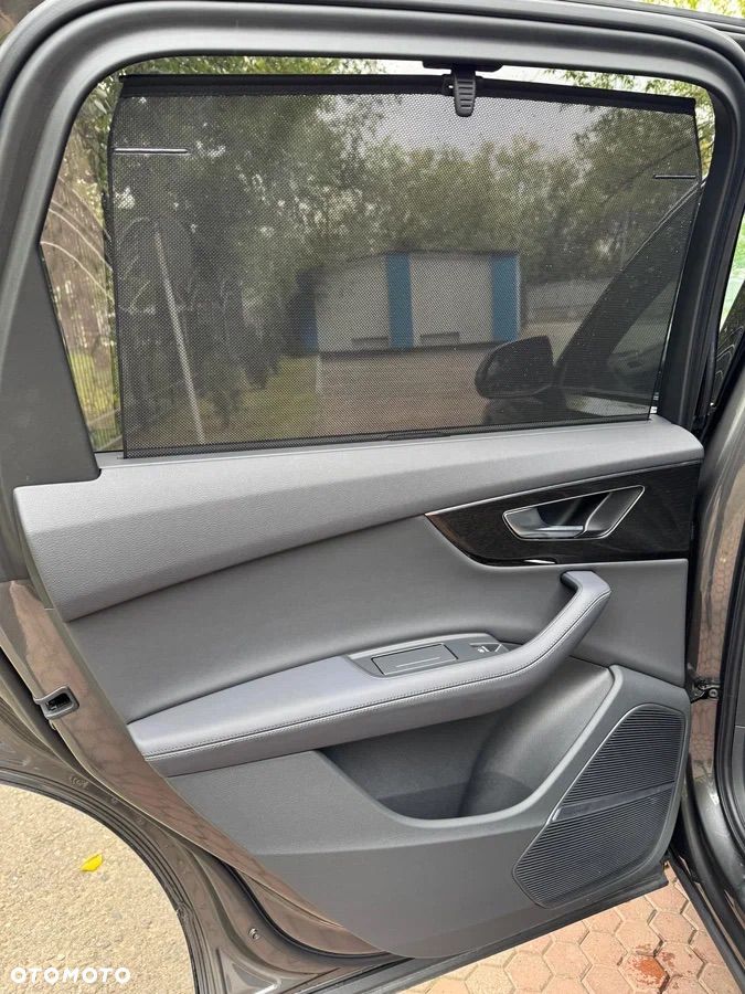 Audi Q7 - 16