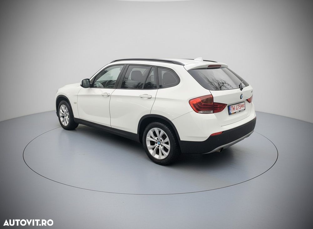 BMW X1 xDrive20d - 11