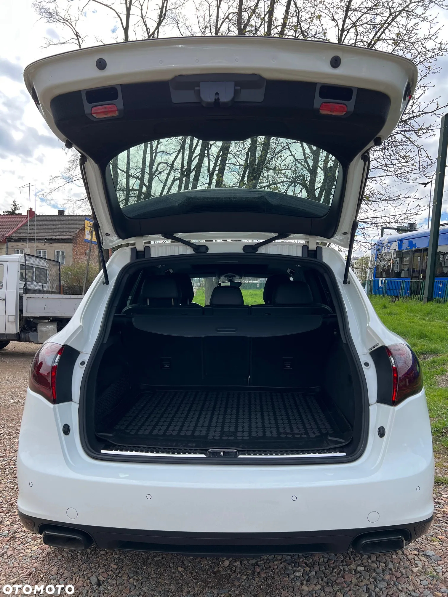 Porsche Cayenne Diesel Platinum Edition - 14