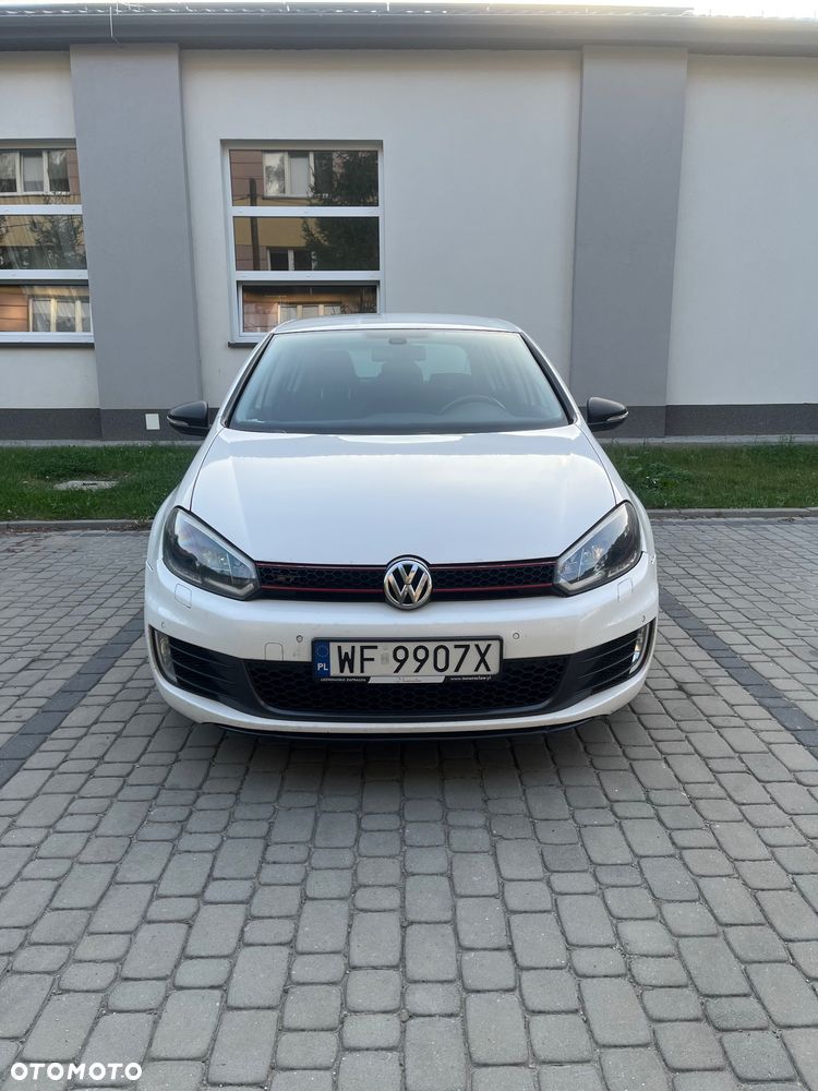 Volkswagen Golf 2.0 TDI Highline - 9