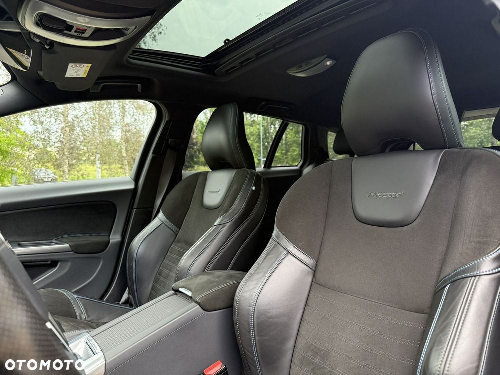 Volvo V60 T6 AWD Polestar - 25