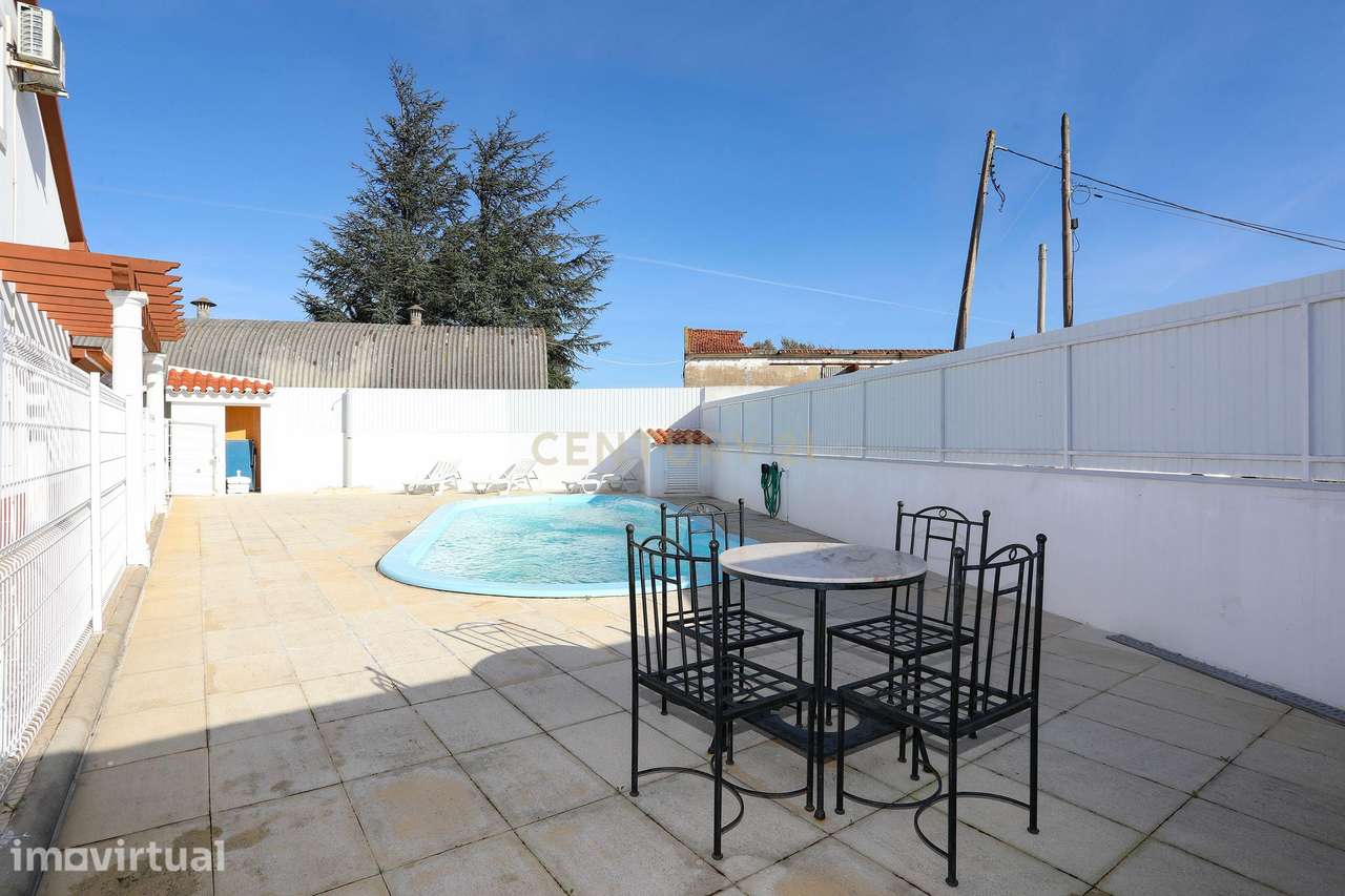 Moradia isolada T4 com piscina e churrasqueira - Cadaval - Grande imagem: 3/44