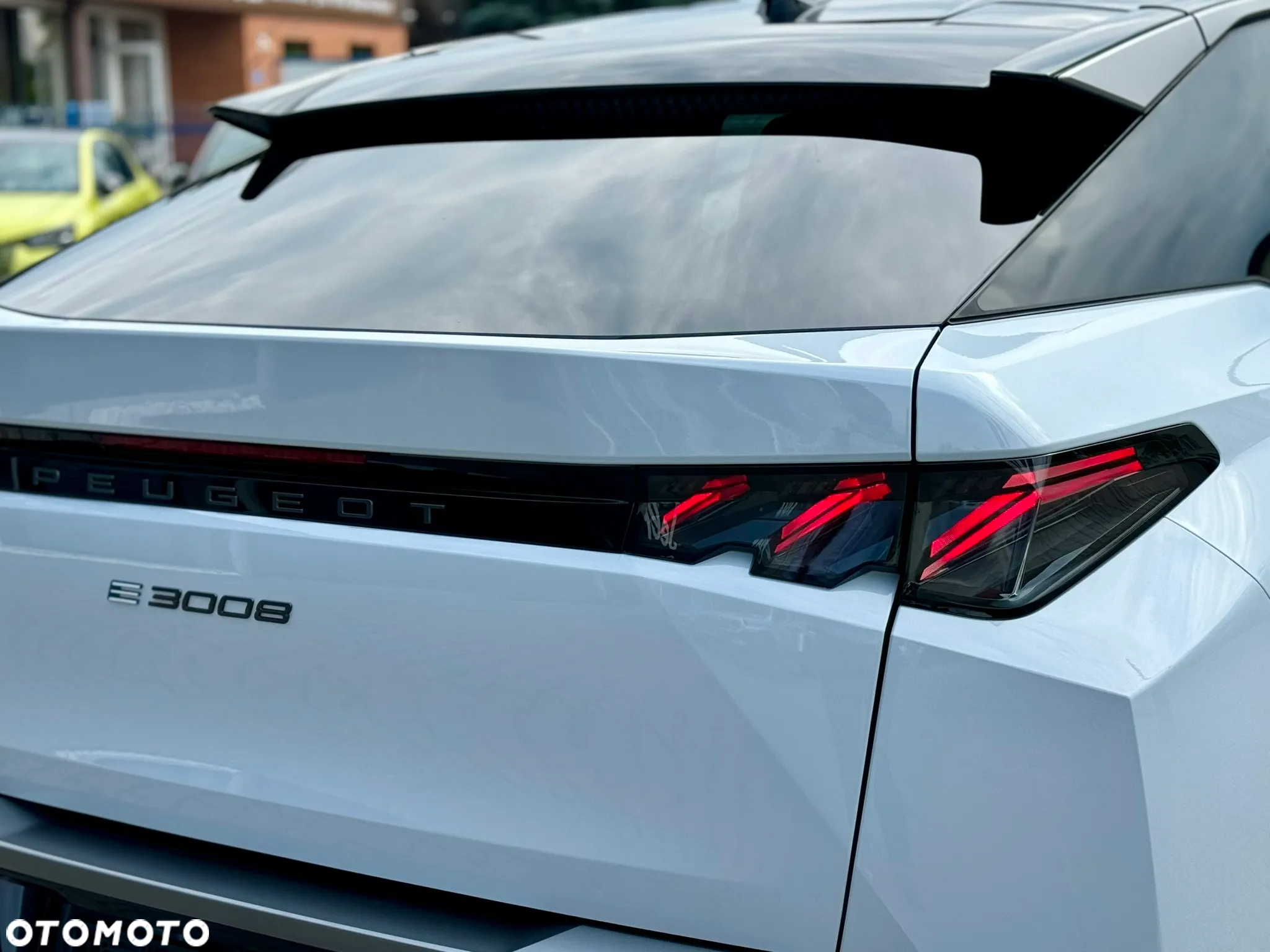 Peugeot 3008 e-3008 73kWh GT - 11