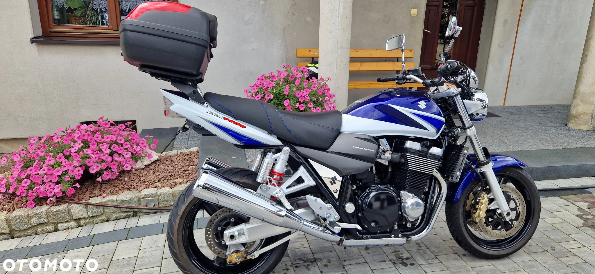 Suzuki GSX - 4