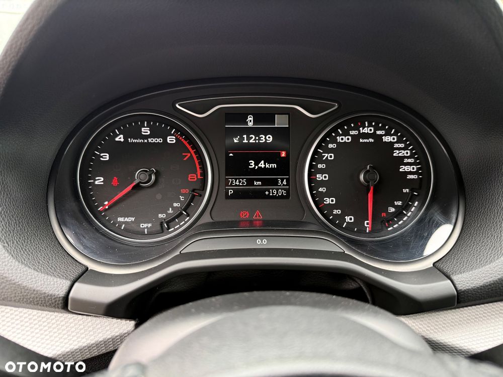 Audi Q2 35 TFSI S tronic design - 27