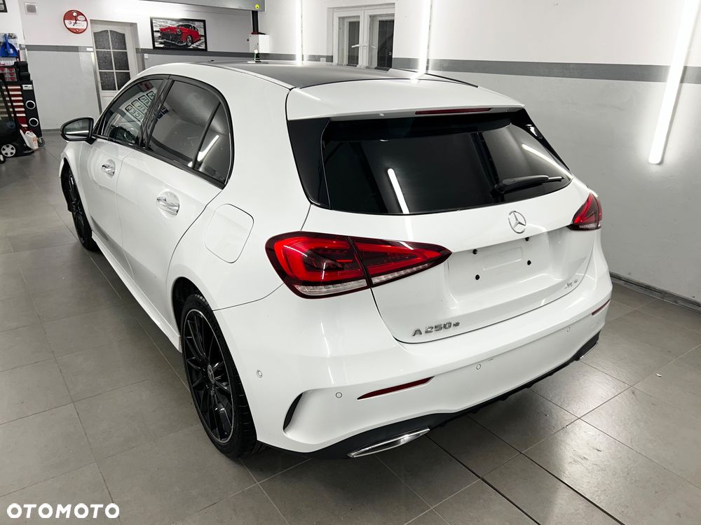Mercedes-Benz Klasa A 250 e 8G-DCT AMG Line - 2
