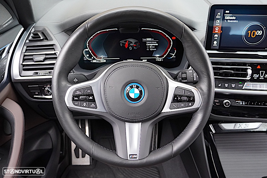 BMW iX3 M Sport Inspiring - 37