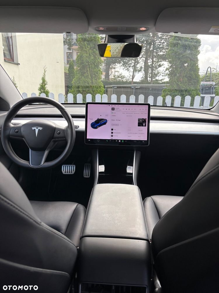 Tesla Model 3 - 22