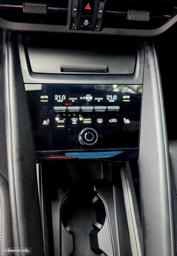 Porsche Macan Electric 4 - 14